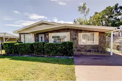 4122 36th Avenue N, Saint Petersburg, FL 33713 - Photo 1