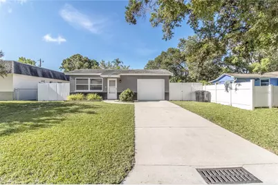 5418 Newton Avenue S, Gulfport, FL 33707 - Photo 1