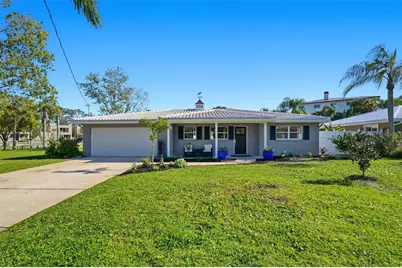 101 Michigan Boulevard, Dunedin, FL 34698 - Photo 1