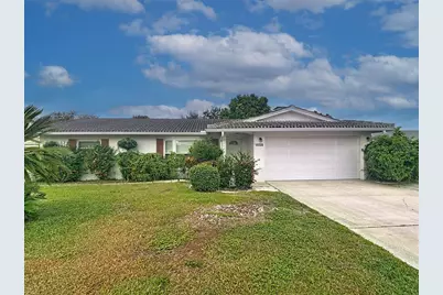 11320 Currie Lane, Largo, FL 33774 - Photo 1