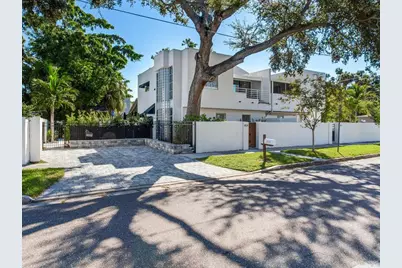 3219 W San Juan Street #B, Tampa, FL 33629 - Photo 1