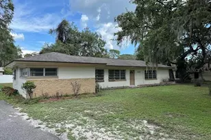 5136 Lakewood Dr, Ridge Manor, FL 33523 - Photo 1