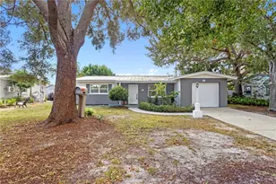 1500 78th Ave N, Saint Petersburg, FL 33702 - Photo 1