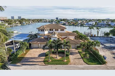 7974 9th Avenue S, Saint Petersburg, FL 33707 - Photo 1