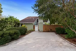 10703 Meadowglen Ln, Tampa, FL 33624 - Photo 1