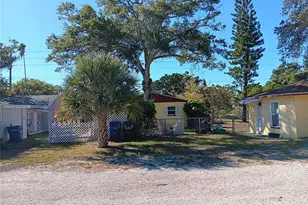 374 3rd St NW, Largo, FL 33770 - Photo 1