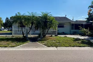695 41st St N, Saint Petersburg, FL 33713 - Photo 1