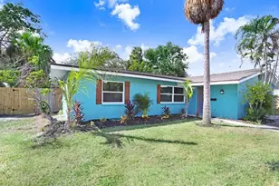 5032 Chancellor St NE, Saint Petersburg, FL 33703 - Photo 1
