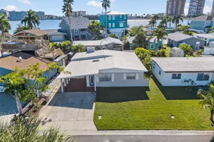 951 182nd Ave E, Redington Shores, FL 33708 - Photo 1