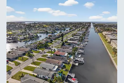 4551 Floramar Terrace, New Port Richey, FL 34652 - Photo 1