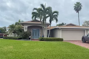 6422 1st Palm Point, Saint Pete Beach, FL 33706 - Photo 1