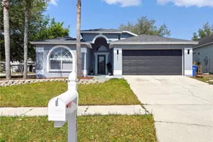 4423 Horseshoe Pick Ln, Valrico, FL 33594 - Photo 1