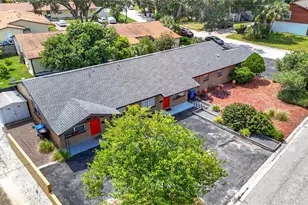 137 Southeast Jefferson Cir N, Saint Petersburg, FL 33703 - Photo 1