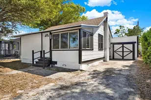 4082 38th Ave N, Saint Petersburg, FL 33713 - Photo 1