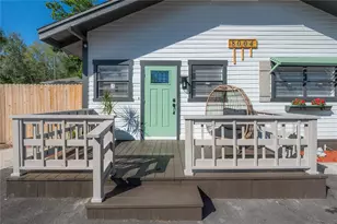 8004 N Klondyke St, Tampa, FL 33604 - Photo 1