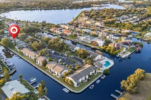 332 Moorings Cove Dr, Tarpon Springs, FL 34689 - Photo 1