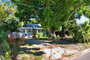 2221 28th Ave N, Saint Petersburg, FL 33713 - Photo 1