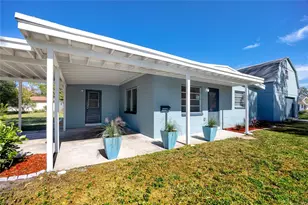 647 Garland St N, Saint Petersburg, FL 33703 - Photo 1
