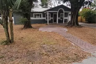 9860 Skewlee Rd, Thonotosassa, FL 33592 - Photo 1