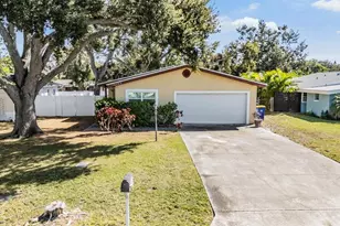 10502 Orange Blossom Ln, Seminole, FL 33772 - Photo 1