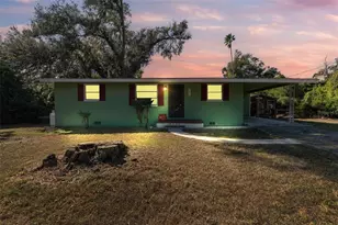 906 Stanberry Dr, Brandon, FL 33511 - Photo 1