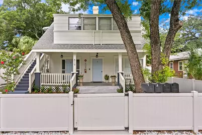 819 11th Street N #1, Saint Petersburg, FL 33705 - Photo 1