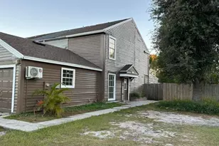 6246 Oak Cluster Cir, Tampa, FL 33634 - Photo 1