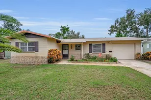 13434 Ridgeland Dr, Seminole, FL 33776 - Photo 1