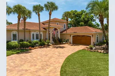 4980 60th Avenue S, Saint Petersburg, FL 33715 - Photo 1