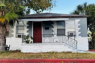 2905 W Chestnut St, Tampa, FL 33607 - Photo 1