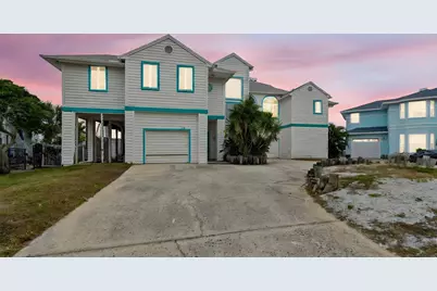 121 Augusta Avenue, Palm Harbor, FL 34683 - Photo 1