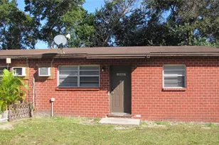 10807 N 11th St, Tampa, FL 33612 - Photo 1