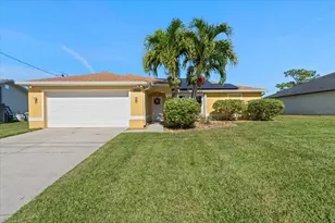 2041 NE 28th St, Cape Coral, FL 33909 - Photo 1