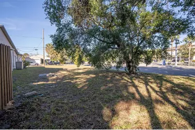 717 Nicholson Street, Clearwater, FL 33755 - Photo 1
