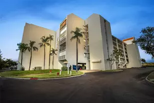 19111 Vista Bay Dr, Indian Shores, FL 33785 - Photo 1