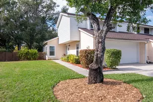 13902 Bardmoor Pl, Tampa, FL 33618 - Photo 1