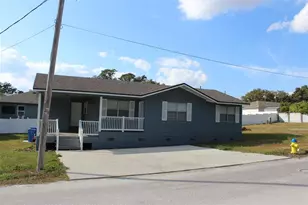 5212 Bogdonoff Dr, Seffner, FL 33584 - Photo 1