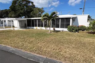 12766 Seminole Blvd, Largo, FL 33778 - Photo 1