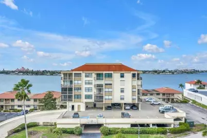 6279 Sun Boulevard #304, Saint Petersburg, FL 33715 - Photo 1