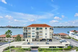 6279 Sun Blvd, Saint Petersburg, FL 33715 - Photo 1