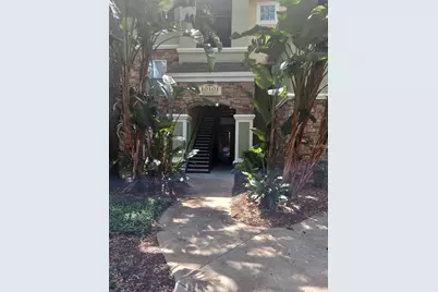 10101 Courtney Palms Boulevard #204, Tampa, FL 33619 - Photo 1