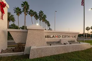 660 Island Way, Clearwater Beach, FL 33767 - Photo 1