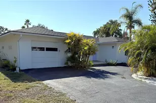225 Cevera Dr, Dunedin, FL 34698 - Photo 1