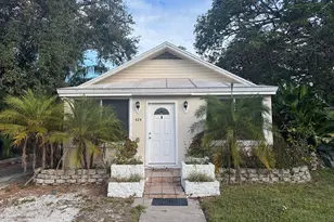 424 Wildwood Way, Belleair, FL 33756 - Photo 1