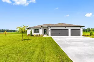 13456 Lake Gallagher Dr, Dover, FL 33527 - Photo 1