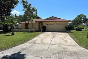 2574 59th Ave S, Saint Petersburg, FL 33712 - Photo 1