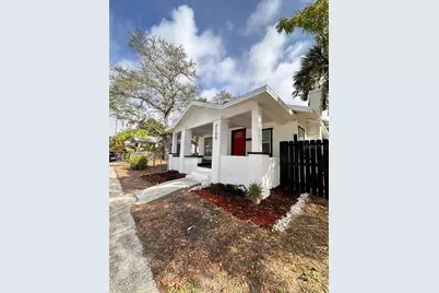 2100 Auburn Street S, Saint Petersburg, FL 33712 - Photo 1