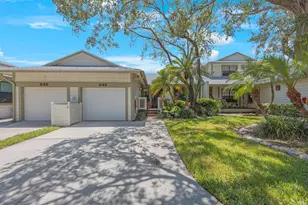 842 Amelia Ct NE, Saint Petersburg, FL 33702 - Photo 1