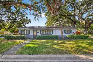 2880 81st St N, Saint Petersburg, FL 33710 - Photo 1