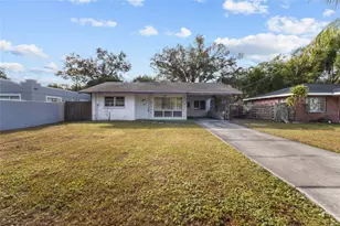 2728 Prospect St, Sarasota, FL 34239 - Photo 1